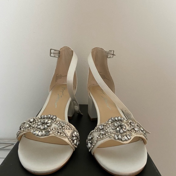 Betsey Johnson Women’s Mel Block Heel Sandal - Picture 4 of 9